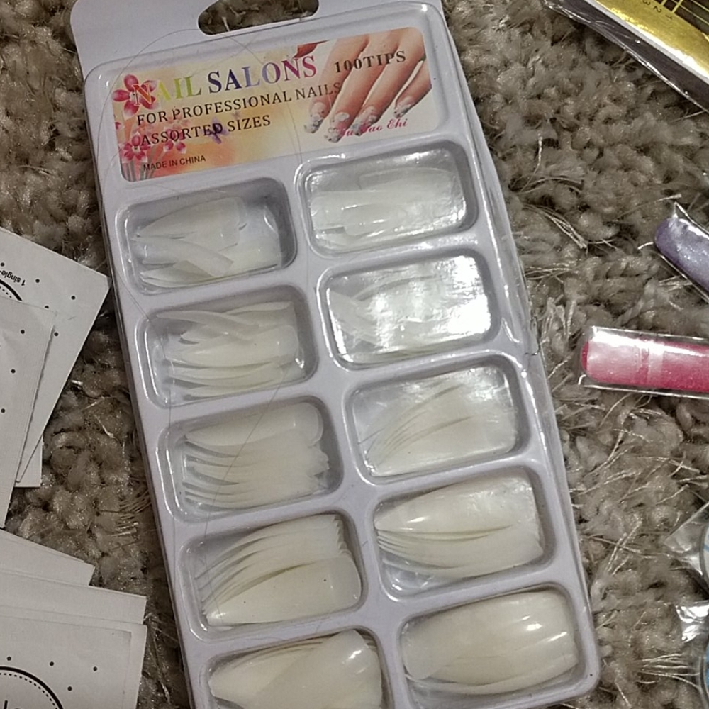 Nail set - Picture 7 of 7